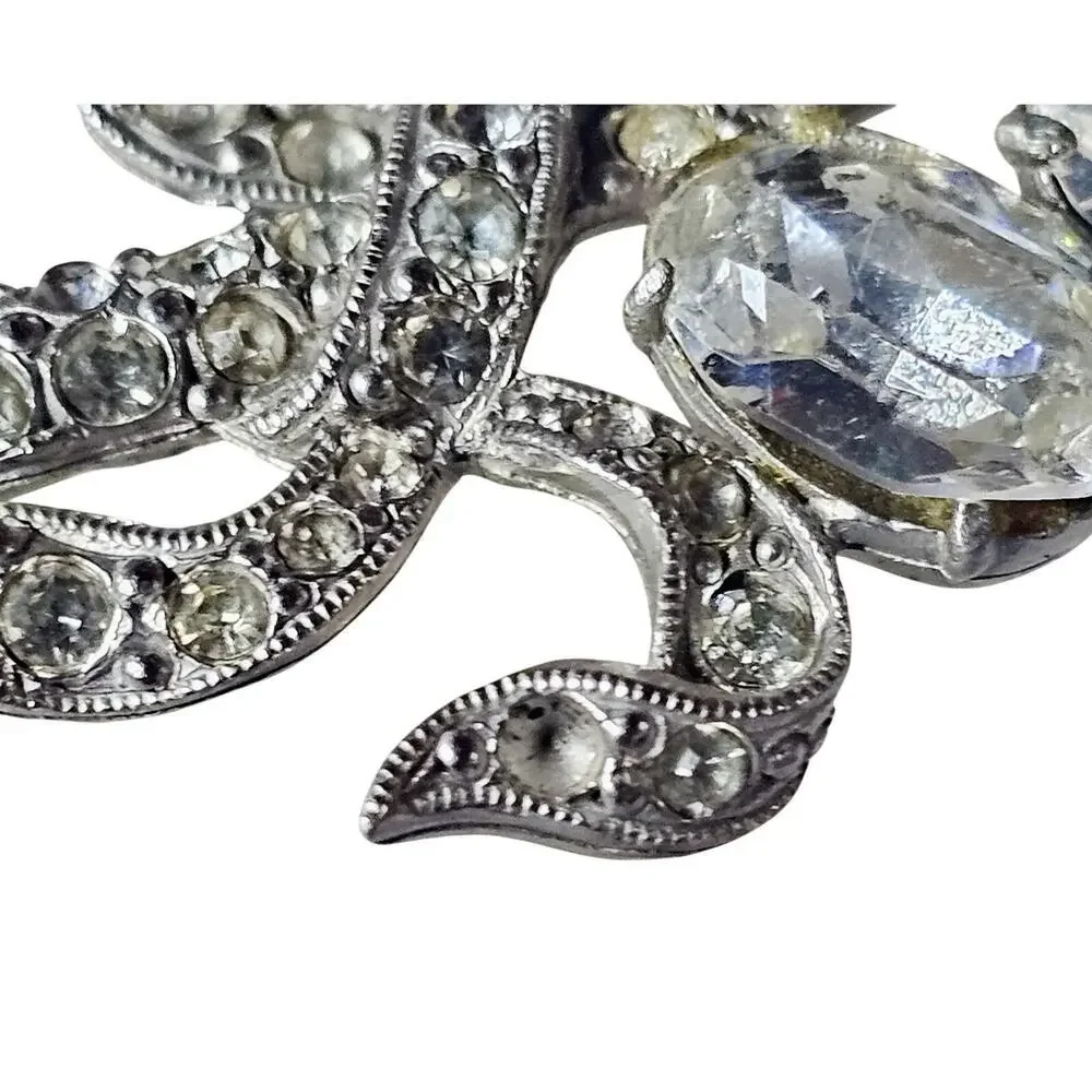 Vintage Clear Ice Rhinestone Large Feather/leaf Design Brooch Pin